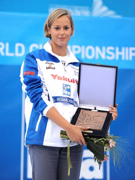 2009 Campionati del mondo a Roma, con la targa di miglior nuotatrice (Ansa)